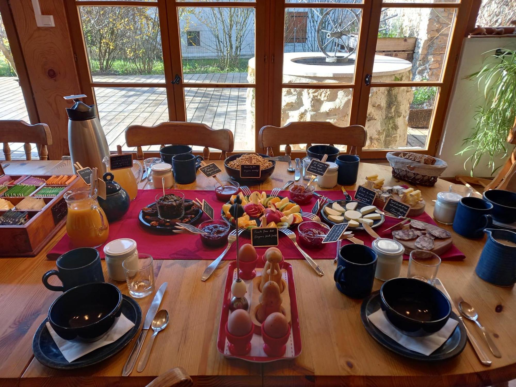 Valreley, Chambres Et Table D'Hotes Eco-Friendly Avec Bain Nordique Au Sud Du Massif Du Jura Champagne-en-Valromey Exteriér fotografie